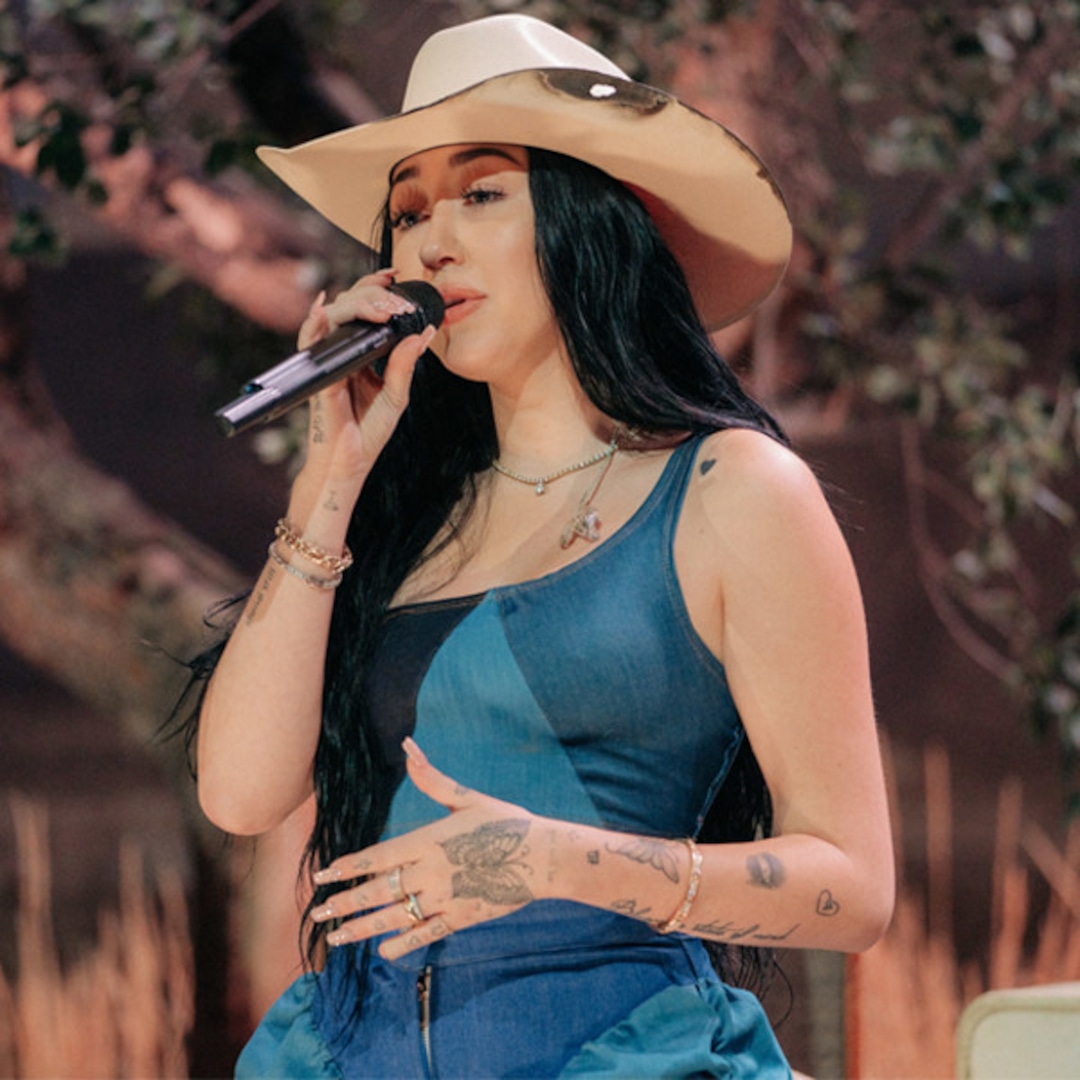 Noah Cyrus Sexy Pics Noah Cyrus Says She's Struggled With Anxiety & Depression for Years - E! Online